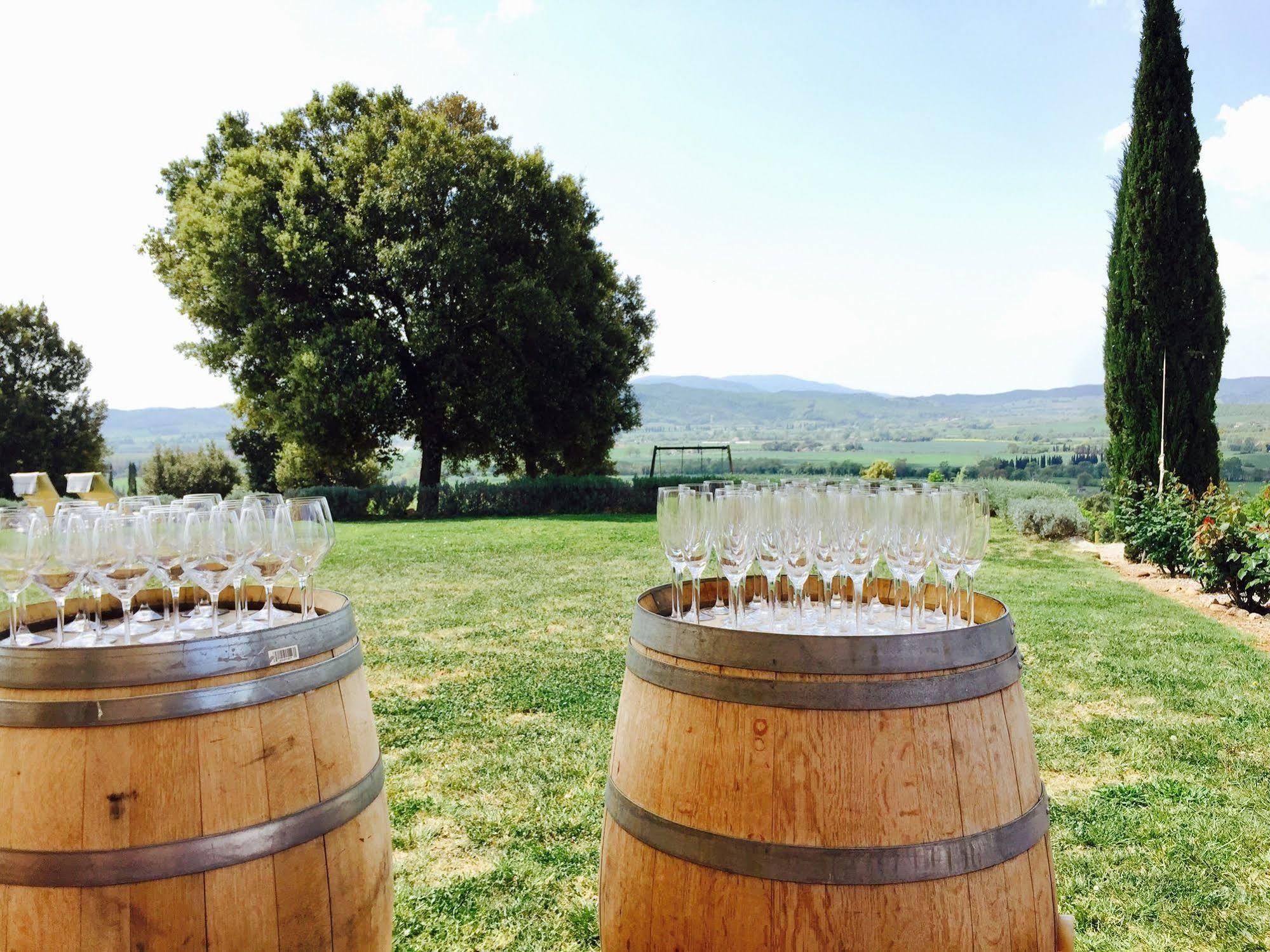 Agriturismo & Cantina Tenuta Casteani Ribolla Buitenkant foto