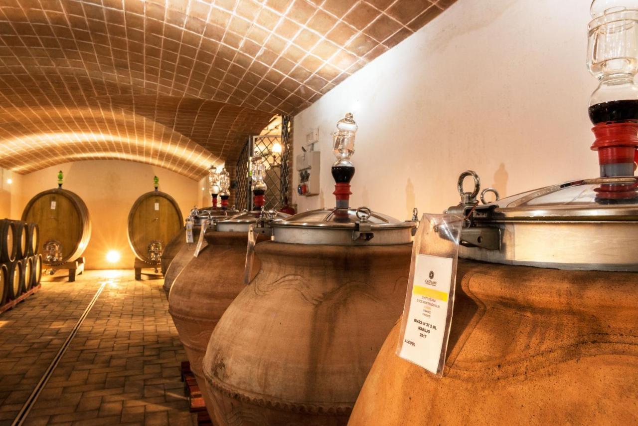 Agriturismo & Cantina Tenuta Casteani Ribolla Buitenkant foto